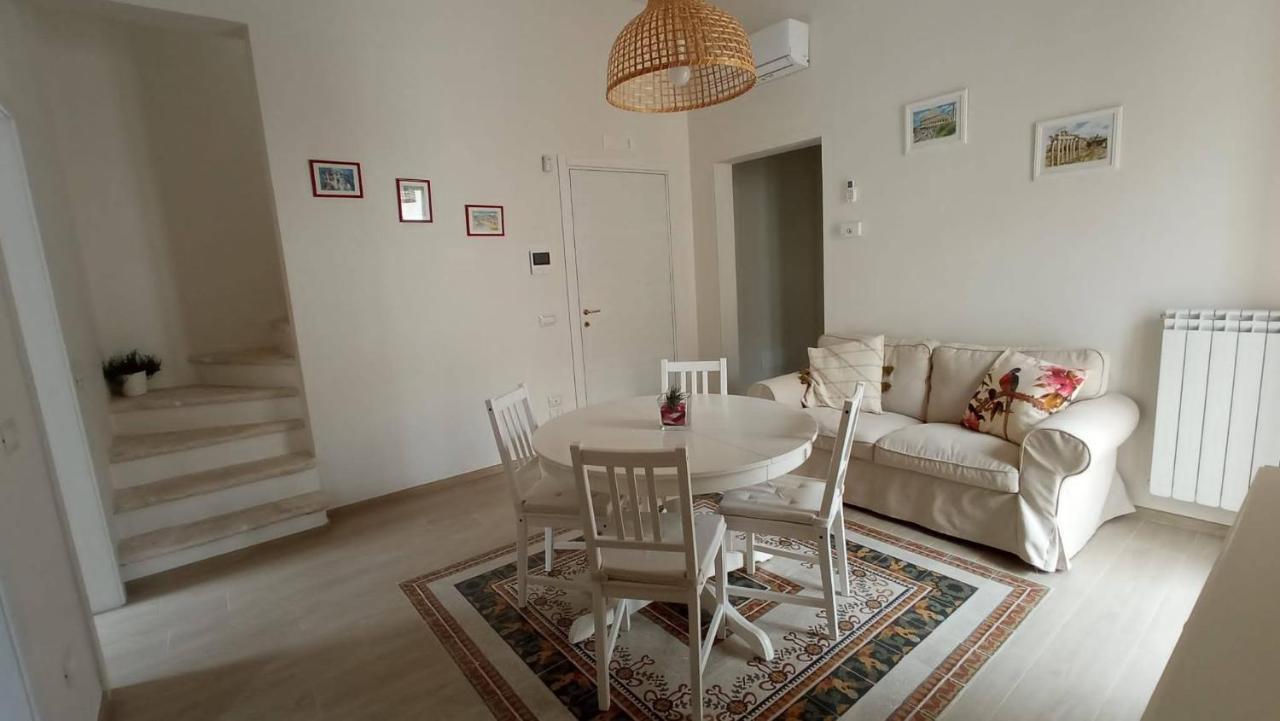 Villa La Casa Di Trilly Mola di Bari Exterior foto